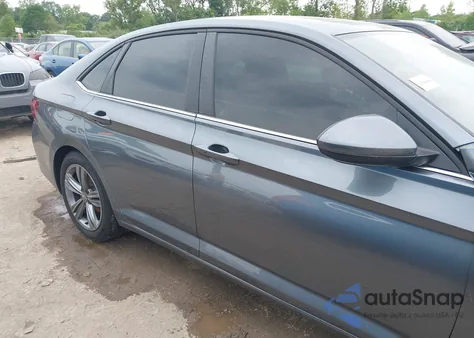 2024 Volkswagen Jetta 1.5T Se from USA, damaged, VIN 3VWEM7BU4RM068554